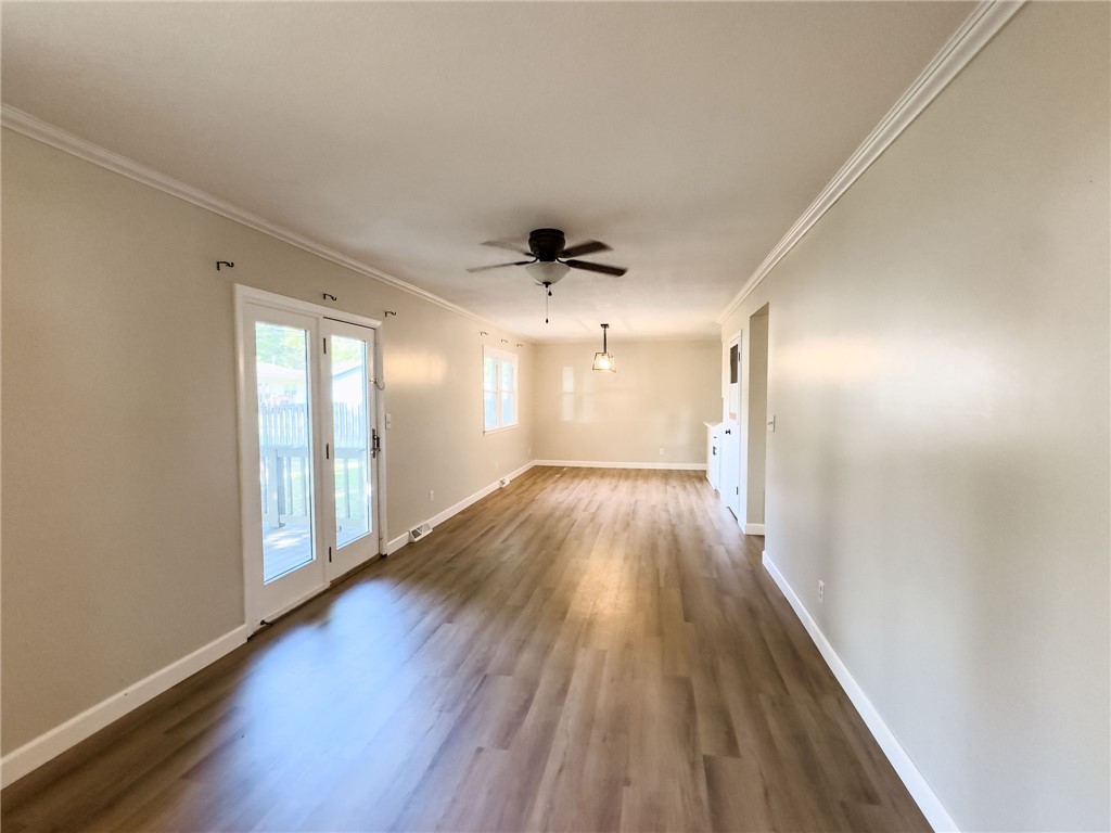 701 West Rustic Street Robinson, IL 62454 - Photo 5 of 36