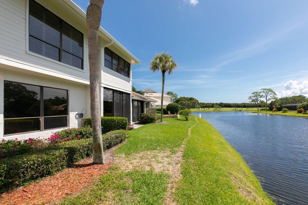 5606 Southeast Foxcross Place Stuart, FL 34997 - Photo 34 of 65 av0Pl6hK