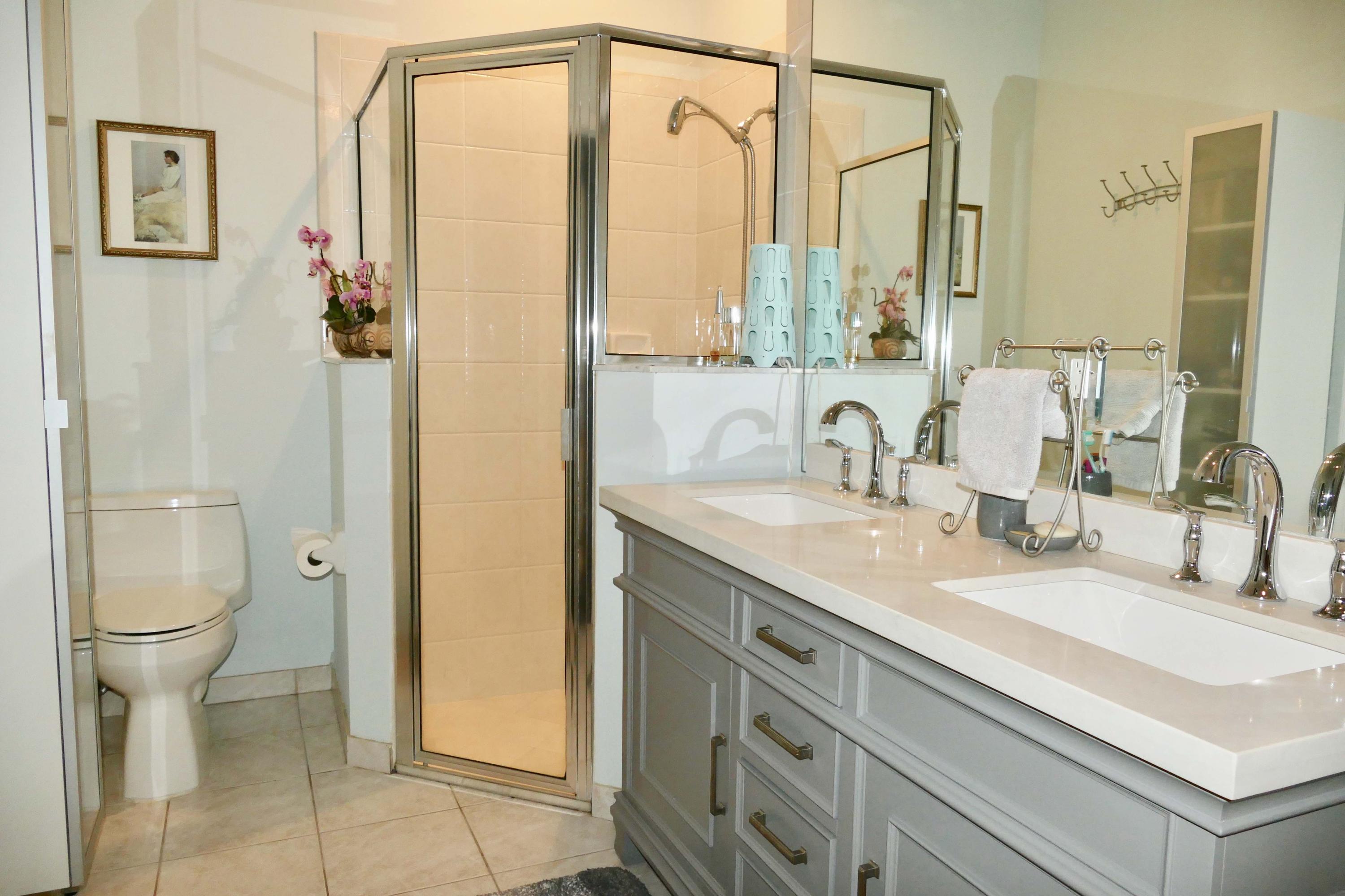 16055 Sims Road, Unit C101 Delray Beach, FL 33484 - Photo 26 of 46 Master Bath