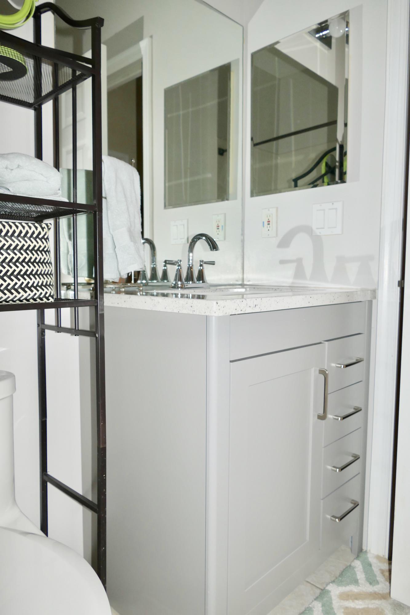 16055 Sims Road, Unit C101 Delray Beach, FL 33484 - Photo 30 of 46 Guest Bath