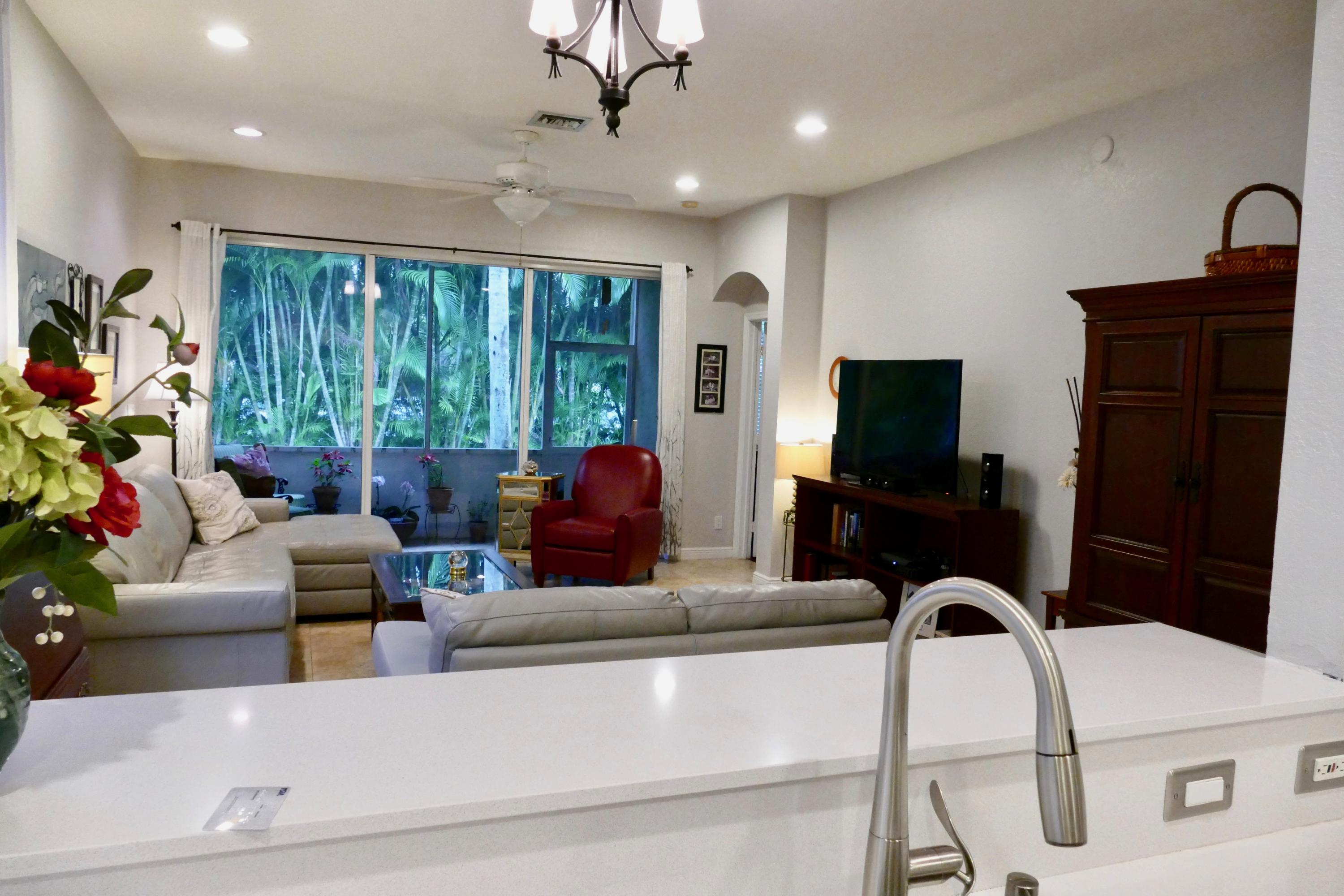 16055 Sims Road, Unit C101 Delray Beach, FL 33484 - Photo 10 of 46 Kitchen