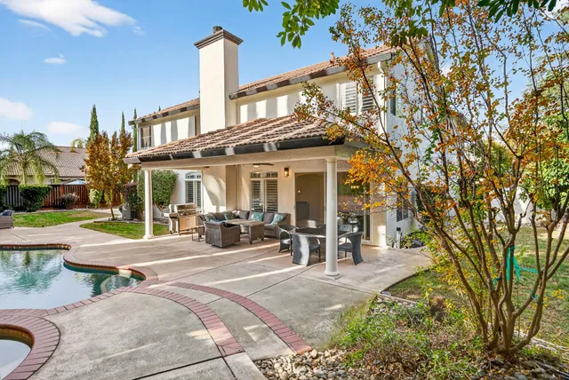 $1,125,000 | 216 Heredia Court, Roseville, CA 95747