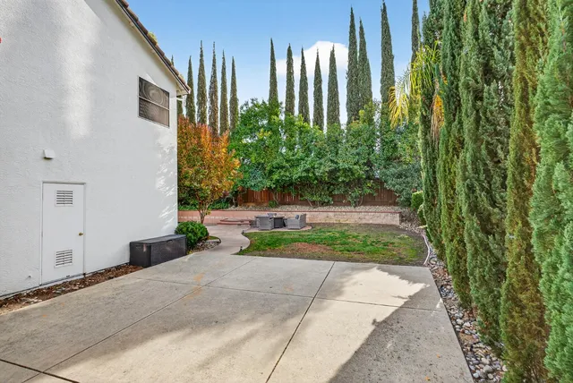 $1,125,000 | 216 Heredia Court, Roseville, CA 95747