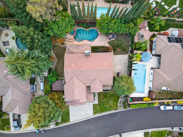 $1,125,000 | 216 Heredia Court, Roseville, CA 95747