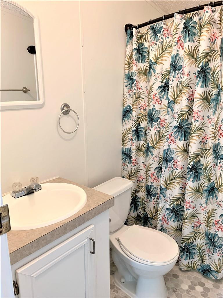 1490 Southwest 65th Way Boca Raton, FL 33428 - Photo 13 of 17 Bathroom 2