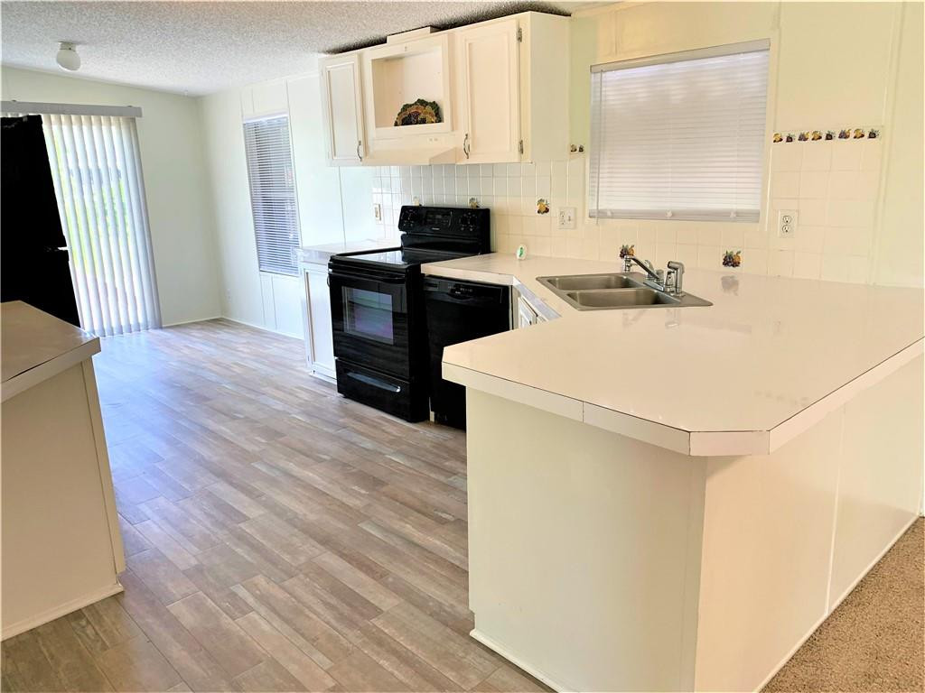 1490 Southwest 65th Way Boca Raton, FL 33428 - Photo 4 of 17 Eat-In Kitchen