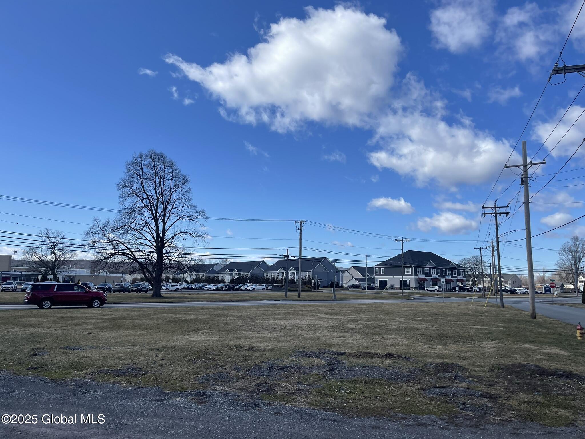 L1 Sacandaga Road Schenectady, NY 12302 - Photo 2 of 7 IMG_2503