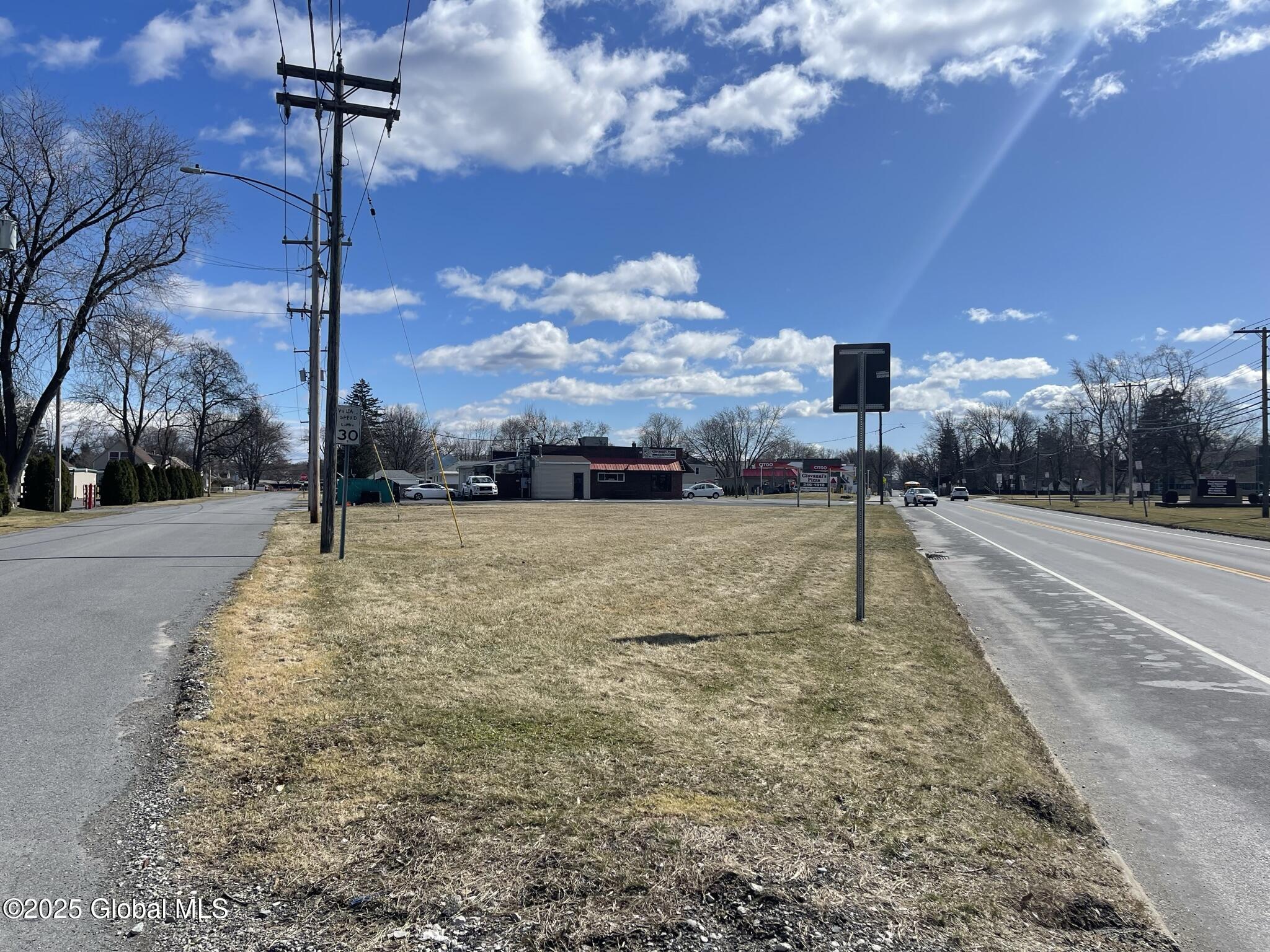 L1 Sacandaga Road Schenectady, NY 12302 - Photo 3 of 7 IMG_2504