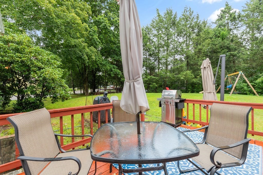 12 Laurel Road Sharon, MA 02067 - Photo 22 of 27