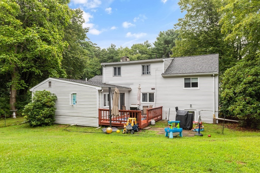 12 Laurel Road Sharon, MA 02067 - Photo 23 of 27