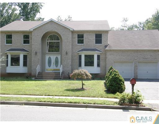 71 Harding Avenue Edison, NJ 08820 - Photo 2 of 23