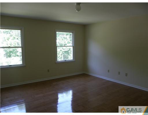 71 Harding Avenue Edison, NJ 08820 - Photo 15 of 23