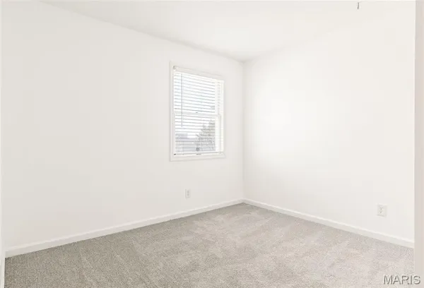 $2,650 | 9035 West Swan Circle, St. Louis, MO 63144