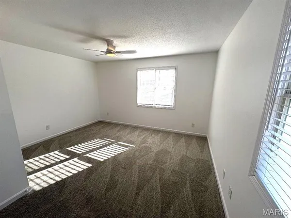 $2,650 | 9035 West Swan Circle, St. Louis, MO 63144