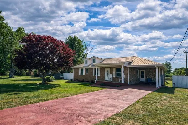 $240,000 | 207 Hammerhawk Road, Griffin, GA 30223