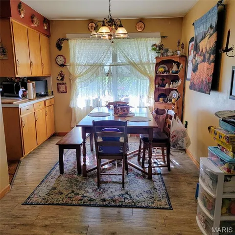 $199,999 | 219 North Walnut Street, Owensville, MO 65066