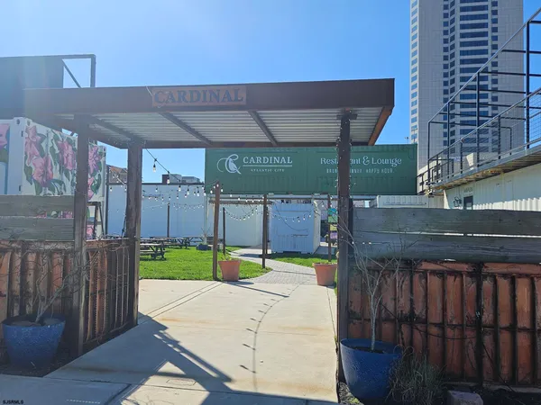 $2,200 | 124 St James Place, Unit 6, Atlantic City, NJ 08401