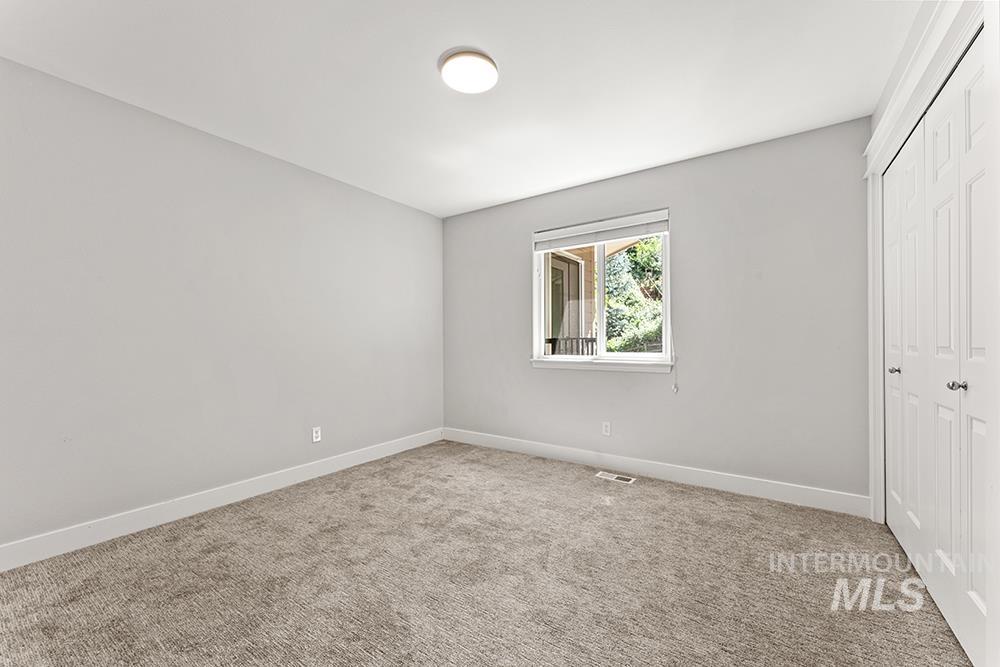 3901 South Sutton Way Boise, ID 83706 - Photo 26 of 38