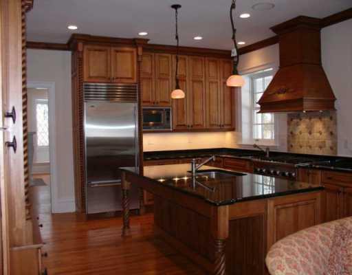 417 Woodland Road Edgeworth, PA 15143 - Photo 7 of 7 Kitchen.