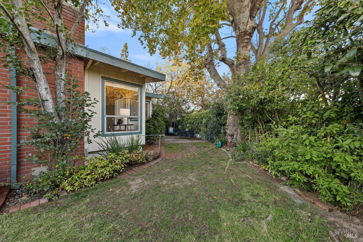 29 Locust Avenue Mill Valley, CA 94941 - Photo 18 of 26 a view of a house with a yard