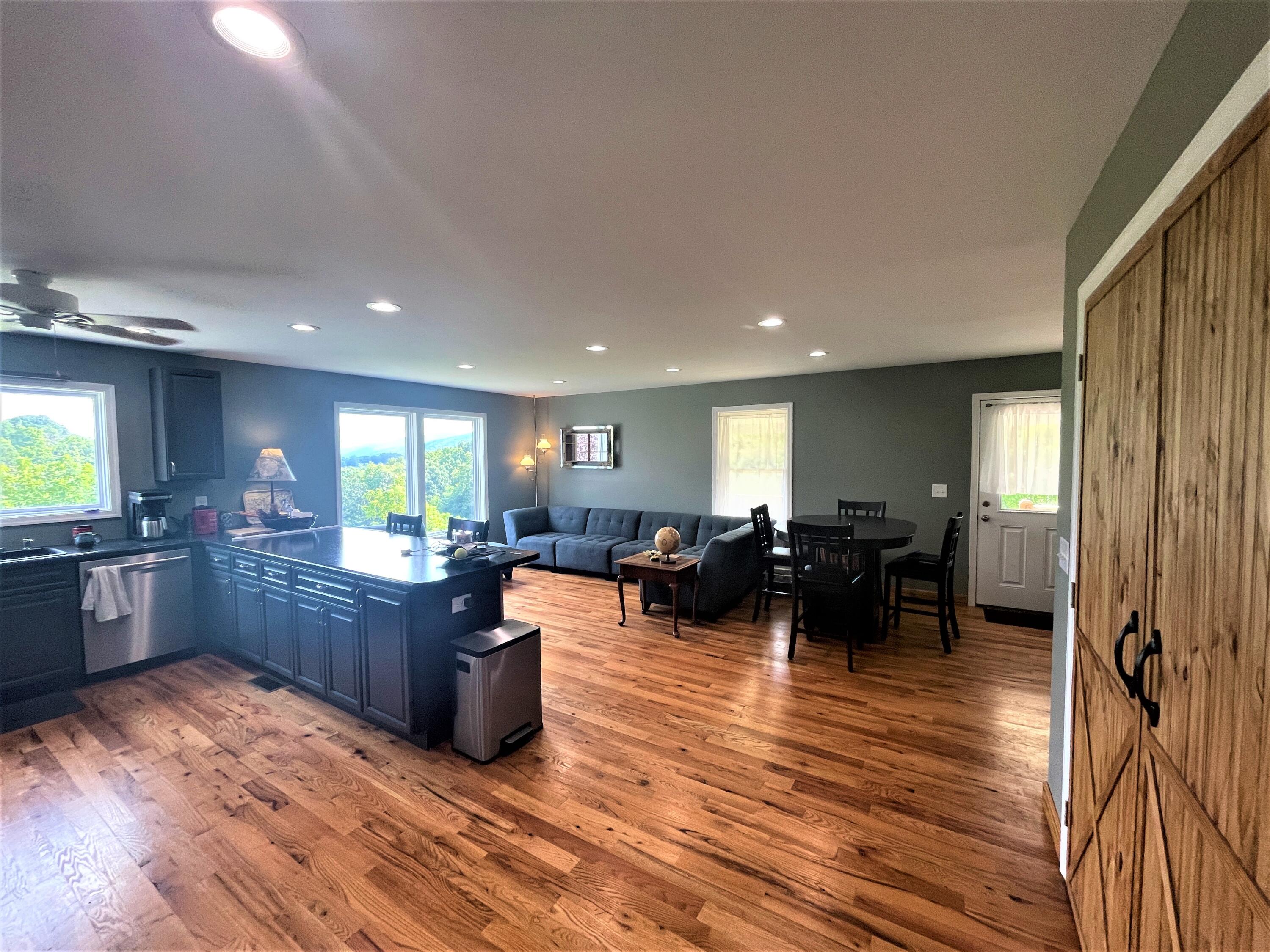 187 Charles Masters Road Ronceverte, WV 24970 - Photo 8 of 46 Gallery Image 8