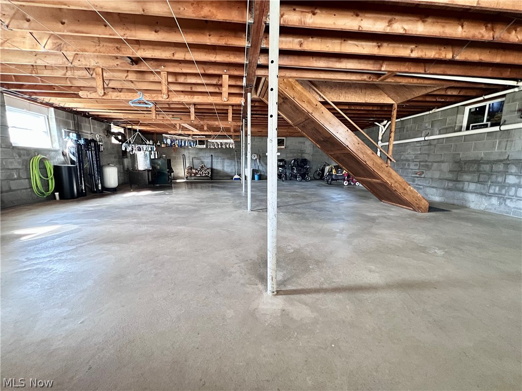 17061 Tavern Road Middlefield, OH 44062 - Photo 14 of 23