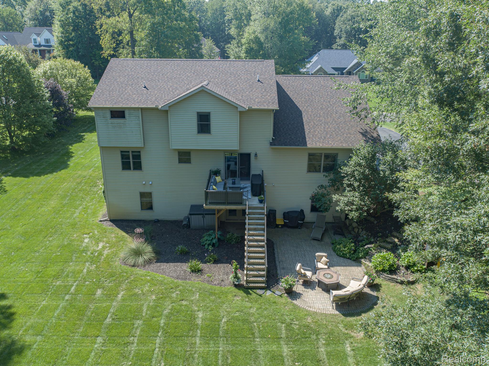 2730 Black Eagle Ridge Howell, MI 48843 - Photo 44 of 45 Gallery Image 44