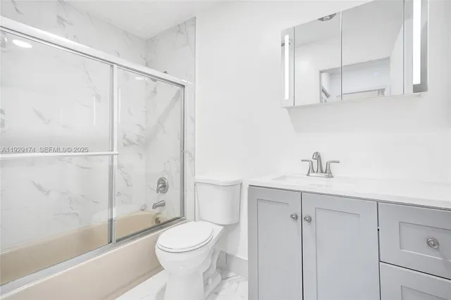 $399,000 | 1051 Northeast 204th Lane, Miami, FL 33179