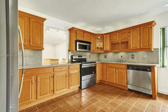 $399,000 | 1051 Northeast 204th Lane, Miami, FL 33179