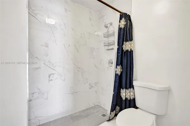 $399,000 | 1051 Northeast 204th Lane, Miami, FL 33179