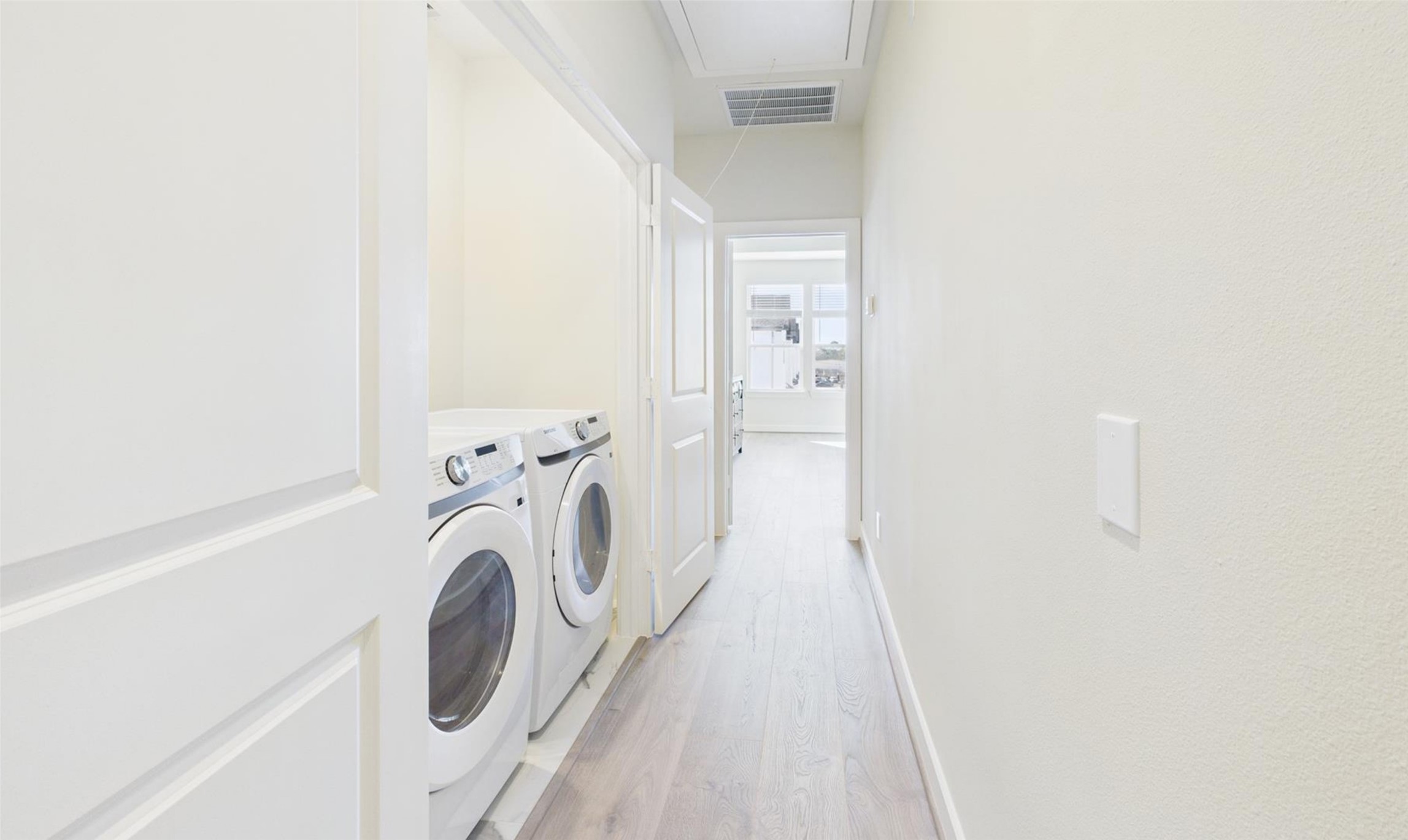 2304 Kolbe Cold Springs Lane Houston, TX 77055 - Photo 10 of 14 Representative photo. Layout and selections may vary.