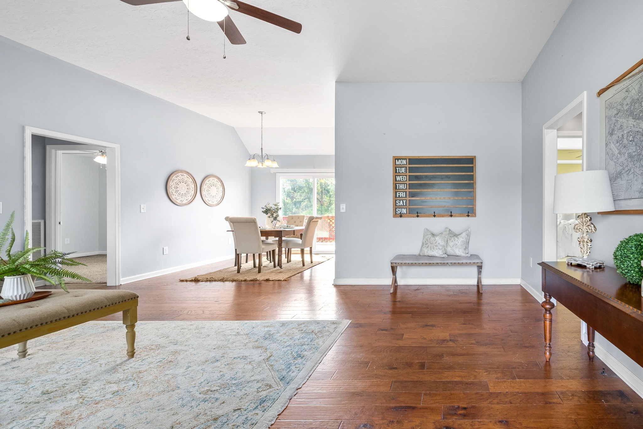 1105 Pleasant Valley Road Chapmansboro, TN 37035 - Photo 4 of 30 a living room with furniture and wooden floor