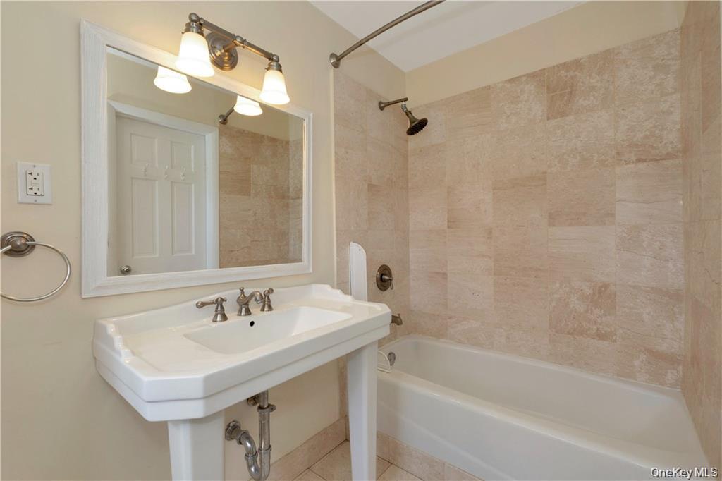 3 Lea Place Rye, NY 10580 - Photo 20 of 46 Gallery Image 20