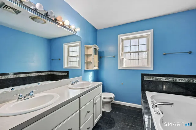 $680,000 | 50 Kelseytown Road, Clinton, CT 06413