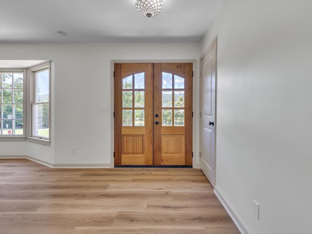 100 North Tibbs Road Dalton, GA 30720 - Photo 16 of 64 Gallery Image 16