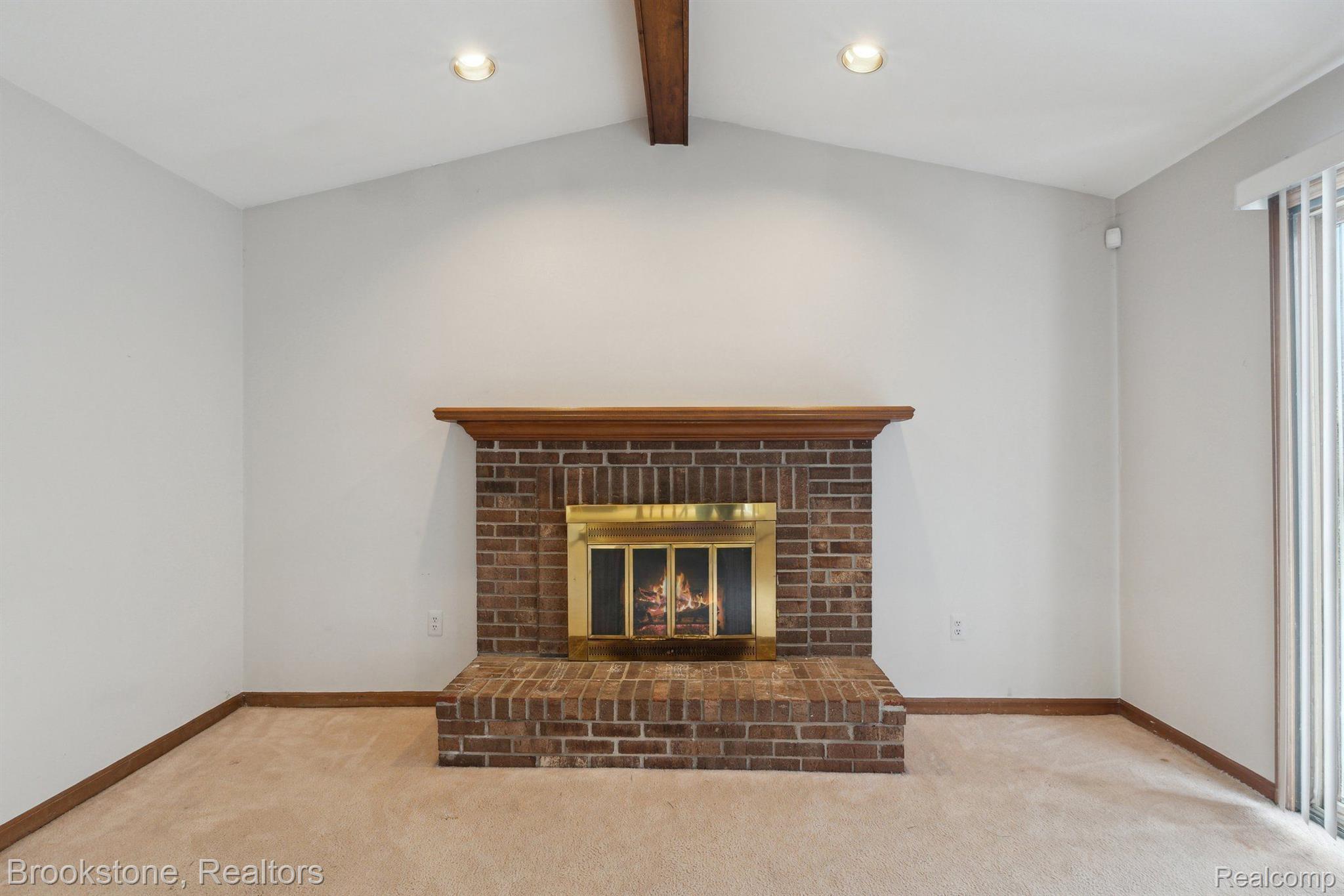 36875 Chesapeake Road Farmington, MI 48335 - Photo 23 of 41 Gallery Image 23