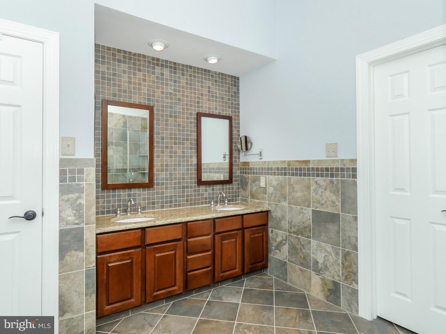 1082 North Kimbles Road Yardley, PA 19067 - Photo 16 of 25 Master Bathroom