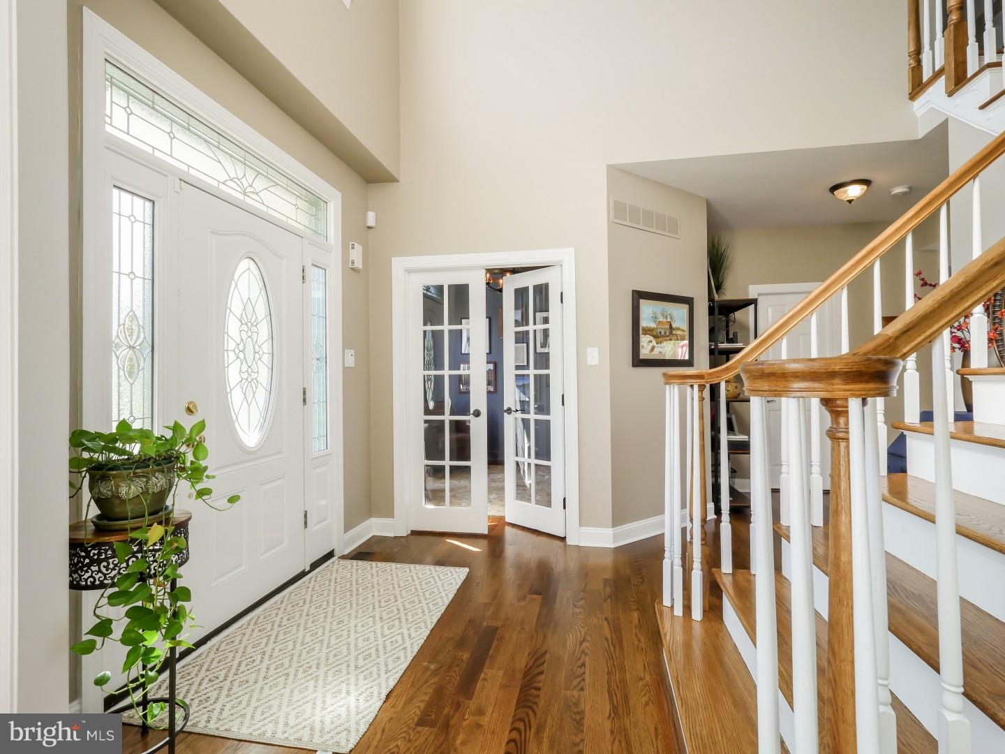 1082 North Kimbles Road Yardley, PA 19067 - Photo 5 of 25 Foyer