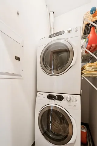 $339,999 | 3125 Inglewood Avenue South, Unit 201, St. Louis Park, MN 55416