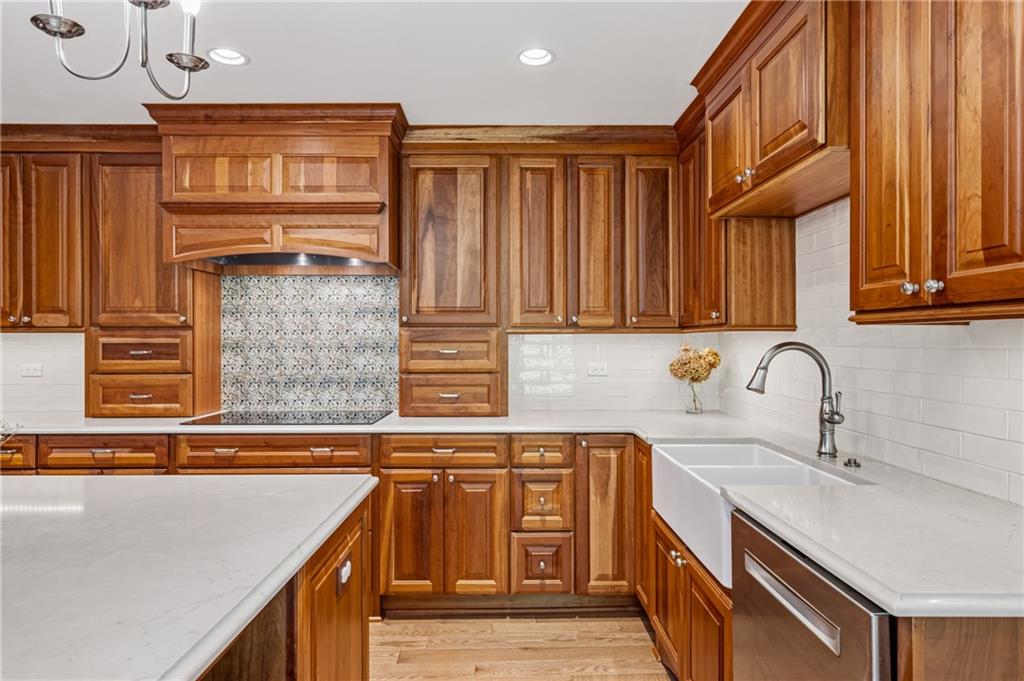 641 Pine Road Sewickley, PA 15143 - Photo 9 of 36 Gallery Image 9