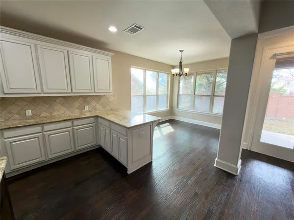 $3,849 | 408 Paluxy Drive, Irving, TX 75039