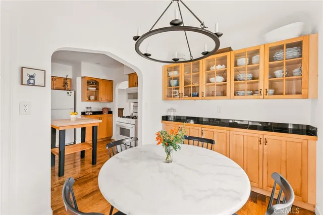 $1,199,999 | 816 11th Street, Huntington Beach, CA 92648