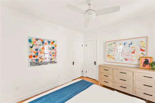 $1,199,999 | 816 11th Street, Huntington Beach, CA 92648