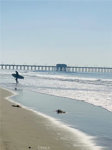 $1,199,999 | 816 11th Street, Huntington Beach, CA 92648