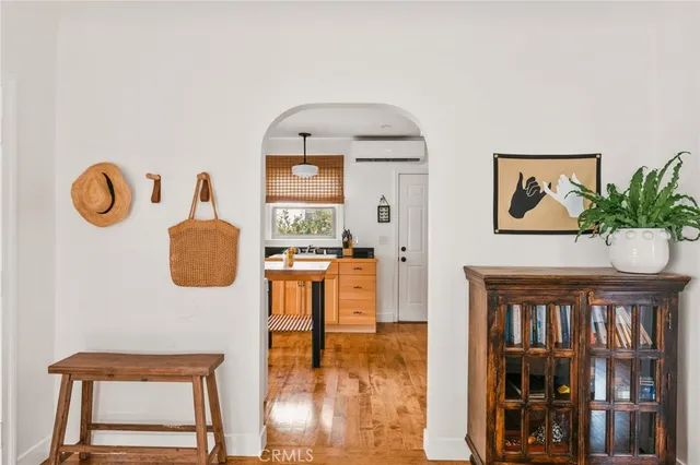 $1,199,999 | 816 11th Street, Huntington Beach, CA 92648