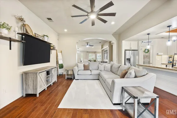 $489,000 | Undisclosed Address, Bakersfield, CA 93308