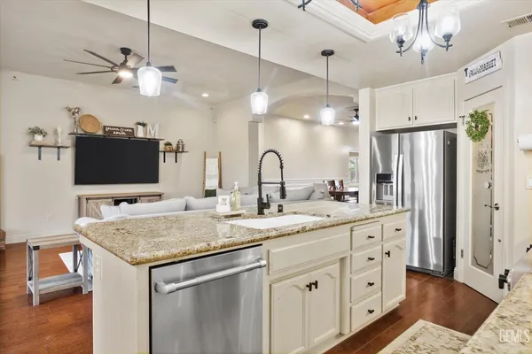 $489,000 | Undisclosed Address, Bakersfield, CA 93308