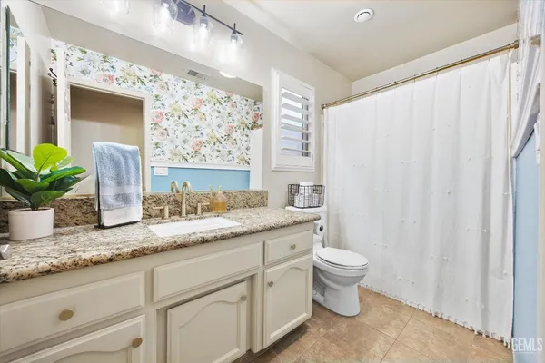 $489,000 | Undisclosed Address, Bakersfield, CA 93308