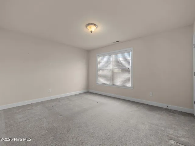 $495,000 | 402 Boathouse Court, Swansboro, NC 28584