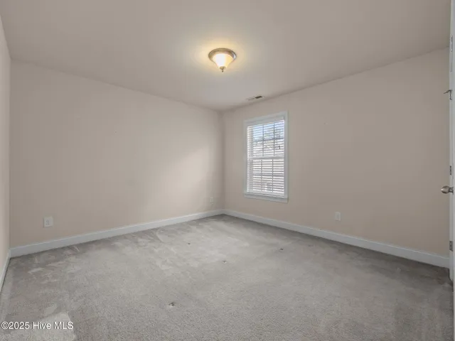 $495,000 | 402 Boathouse Court, Swansboro, NC 28584